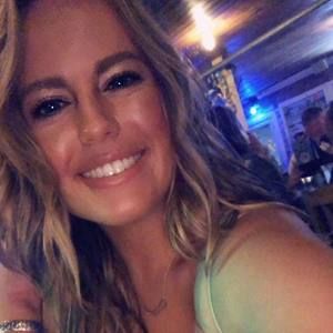 Meet your Posher, Whitney